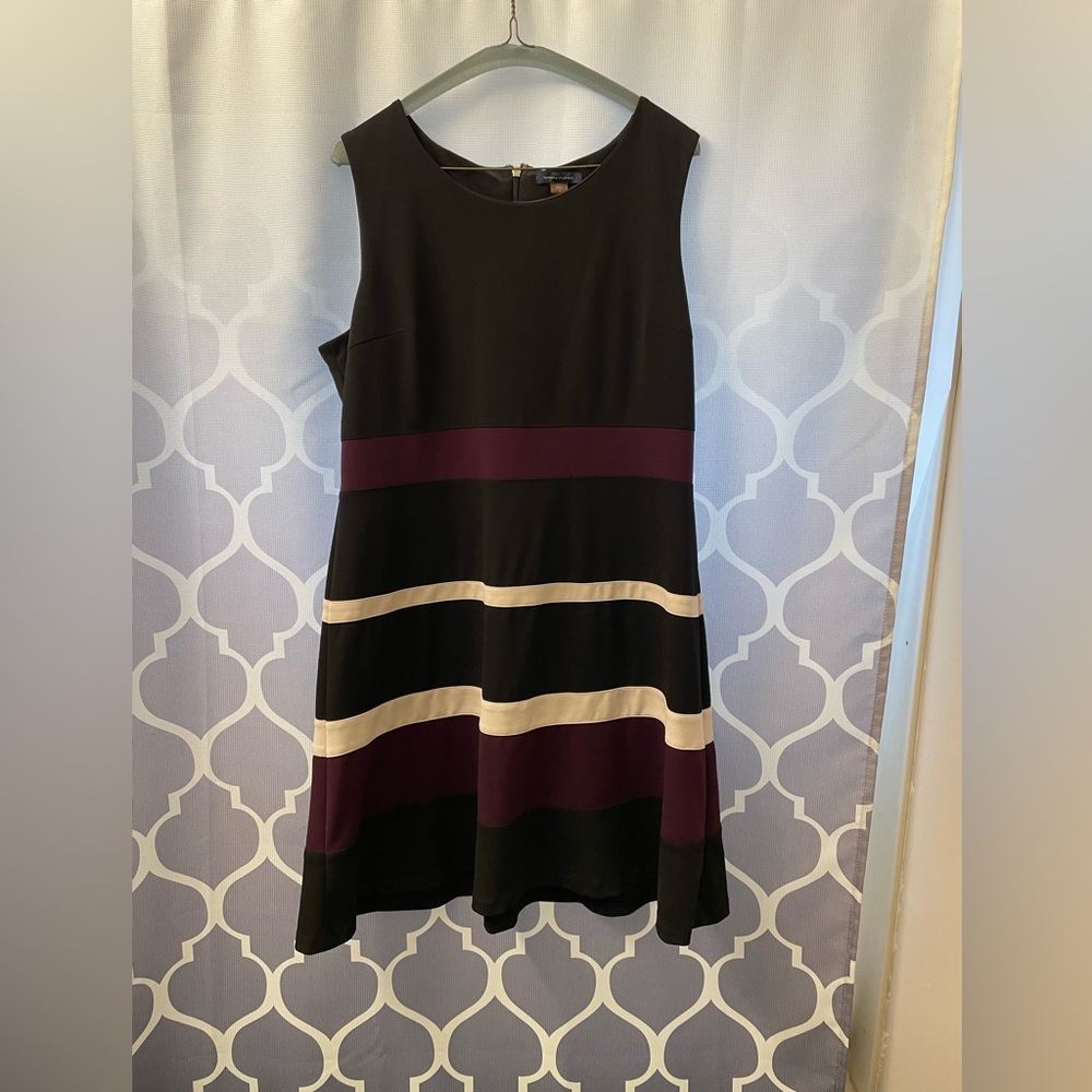 Tommy Hilfiger Sleeve Dress Size 16